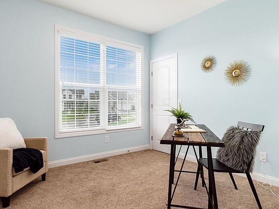 4th image of 5400 Herring Run Way
