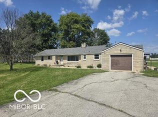 712 E Main St, Milroy, IN 46156