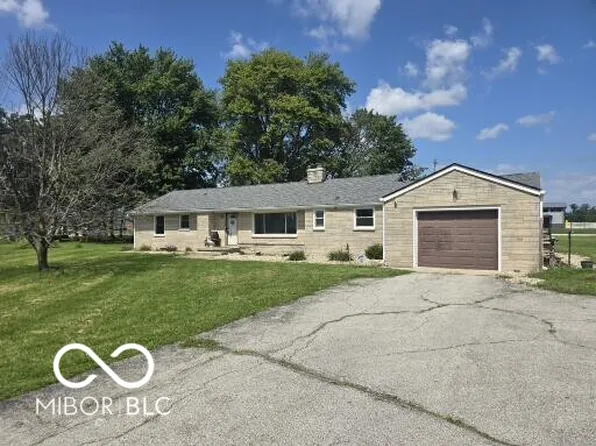 712 E Main St, Milroy, IN 46156