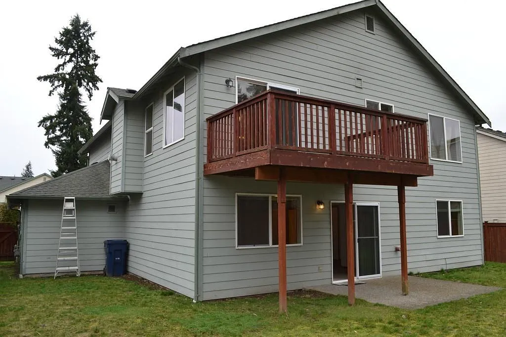 20th Pl W, Lynnwood — Photo 3