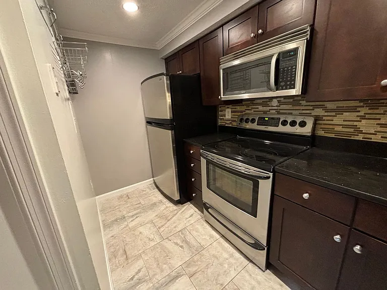26001 Brigadier Pl #E — Photo 4