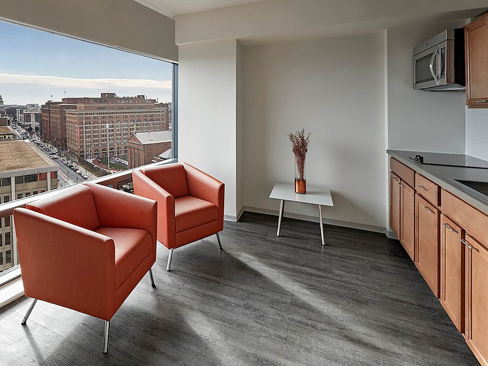 Furnished apartment dining room