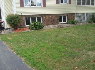 1003 Hamlet Dr S, Avon, MN 56310