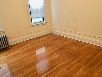 Rented by Papp Realty