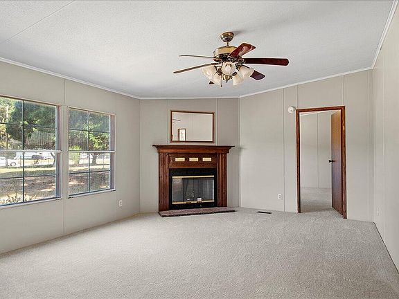 3rd image of 6235 Jamie Rd