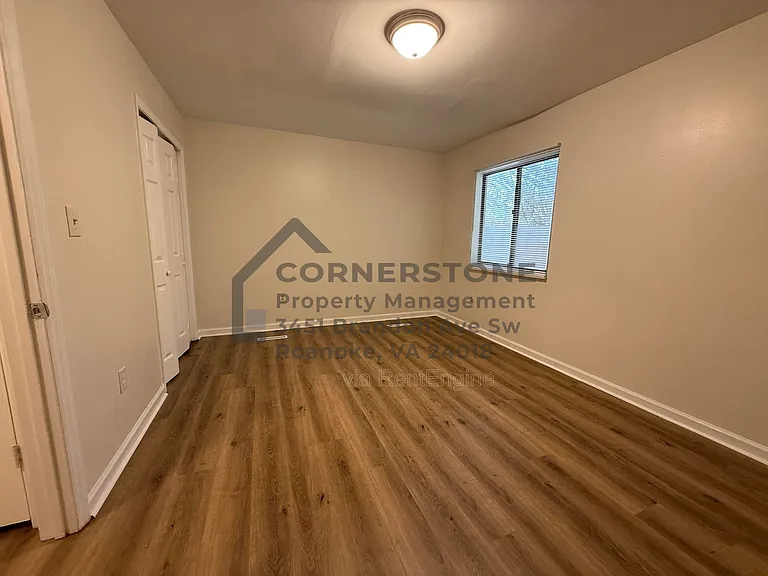 106 Lee Ave NE #3 — Photo 7