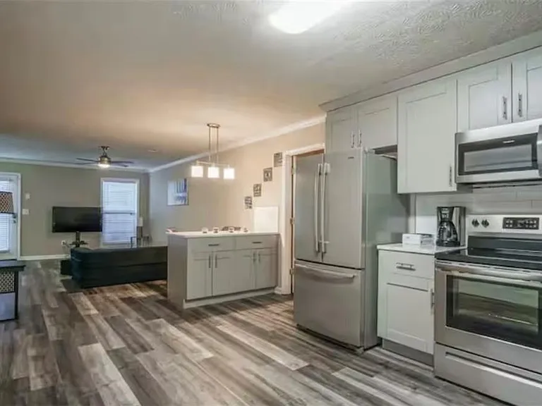 846 Park Pl NE — Photo 96
