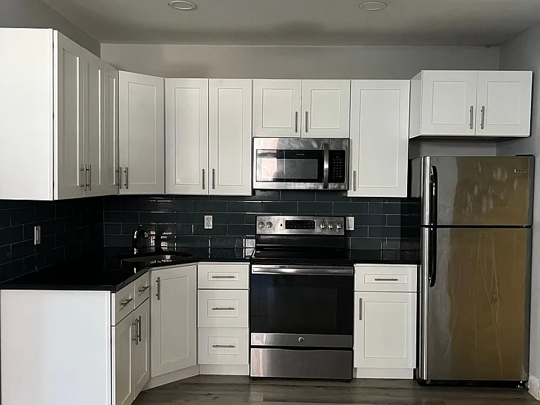 1507 S 17th St #B105 — Photo 3