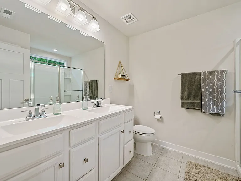 4763 Randall Rd — Photo 8