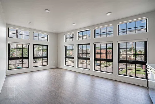 Floor plan 301