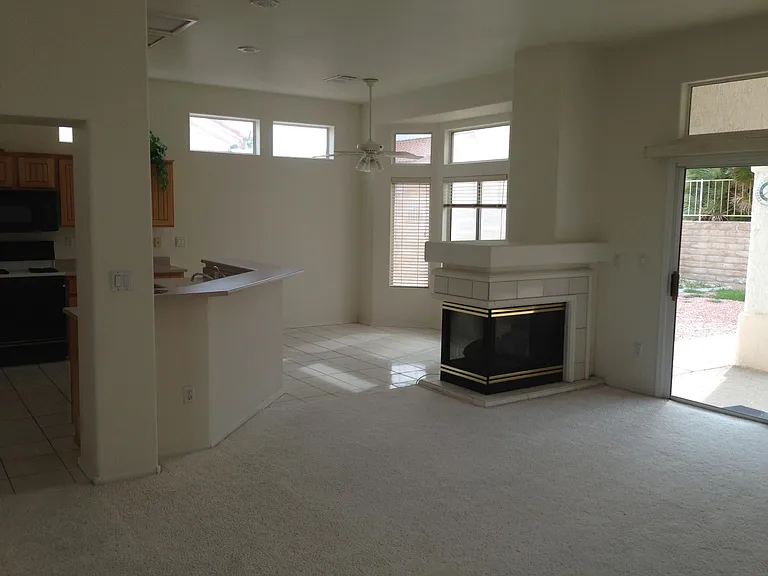 10045 Netherton Dr — Photo 4
