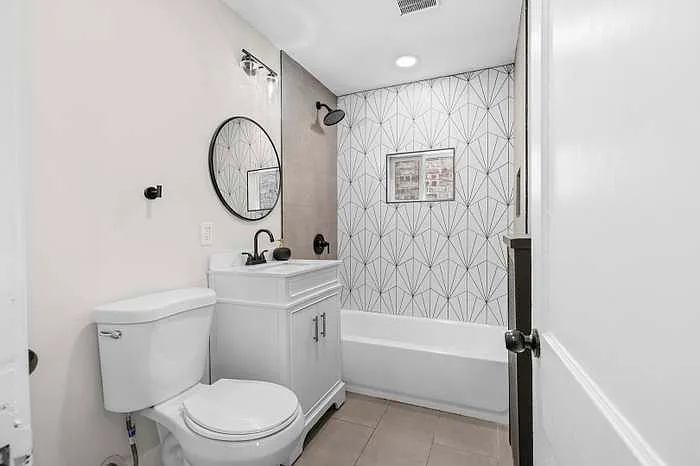 1332 Euclid Ave — Photo 7