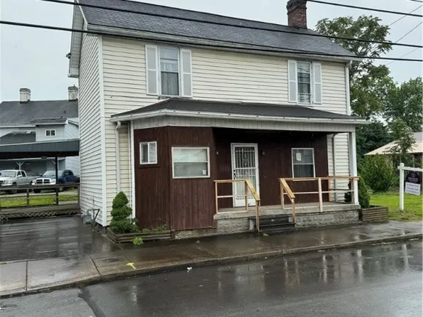 311 W Fayette St, Connellsville, PA 15425