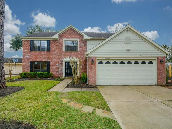 16047 Pinyon Creek Dr, Houston, TX 77095