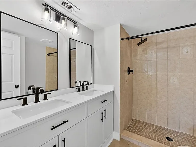 144 Cypress Way E #701 — Photo 23