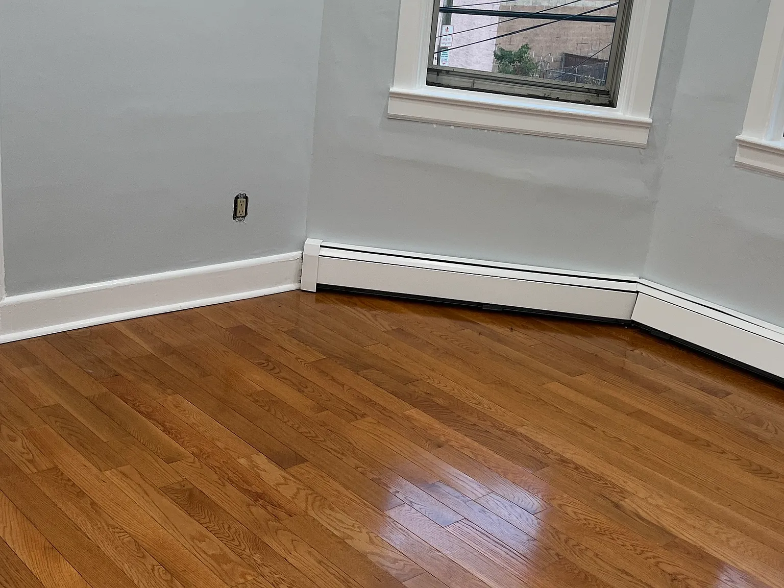 3 bed, $2,000 — Photo 3