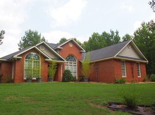 382 Eagles Pointe Loop, Midland, GA 31820