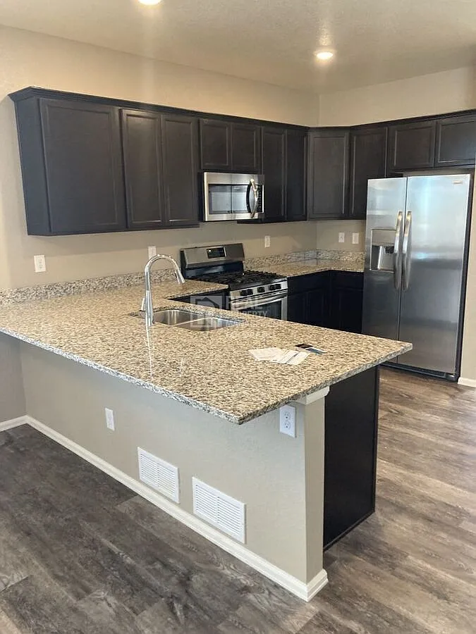 Beautiful Home in the Lincoln Creek Neighborhood of Parker — Photo 3