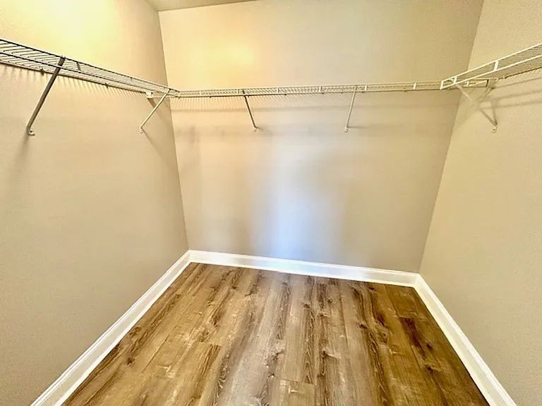 1089 Burwell Rd — Photo 35