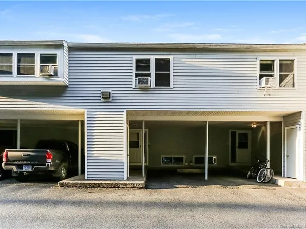 50 East Hill Road #8E, Canton, CT 06019