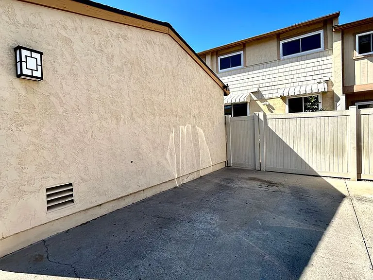 5800 Lake Murray Blvd #14 — Photo 22