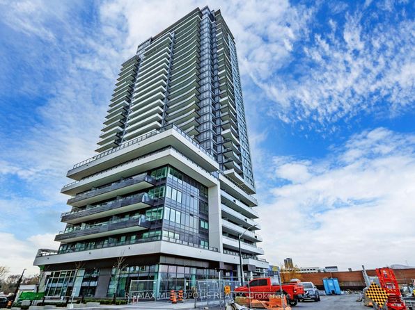 1435 Celebration Dr #708, Pickering, ON L1W 0C3