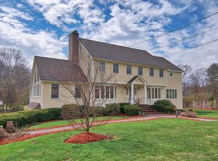 115 Park Rd, Chelmsford, MA 01824