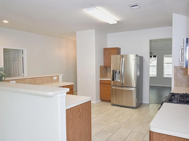 4717 Foster Hill Ct — Photo 8