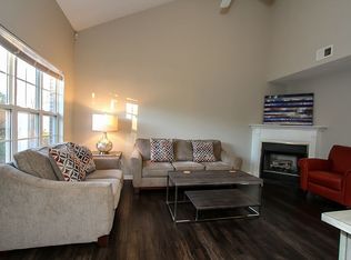 8172 Christmas Ct, Charlotte, NC 28216