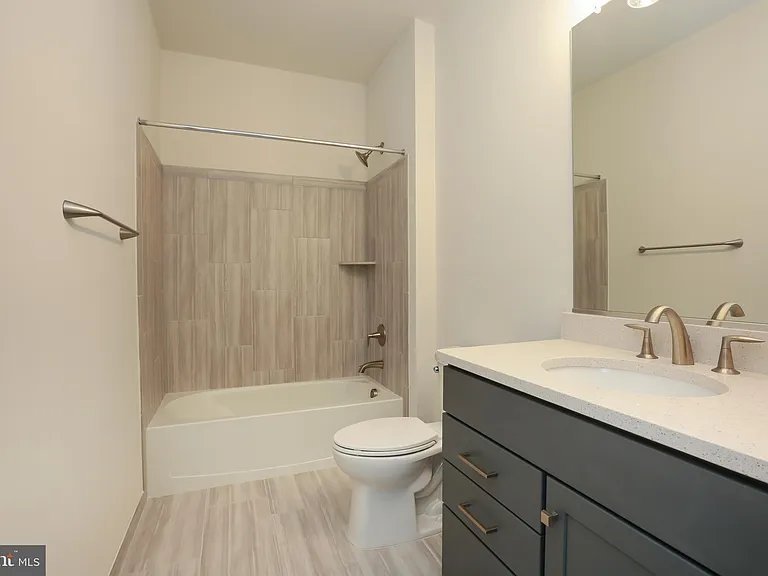 6902 Karter Robinson Dr — Photo 18