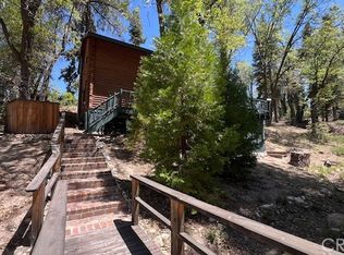 33796 Cedar Pines Ln, Green Valley Lake, CA 92341