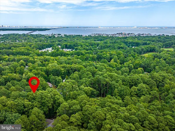 19 Twilight Ct, Ocean Pines, MD 21811