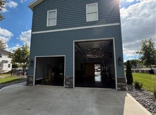 4690 E Johnson Ave, Port Clinton, OH 43452