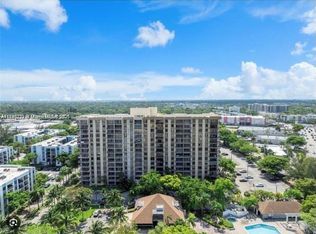 1470 NE 123rd St #APH4, North Miami, FL 33161