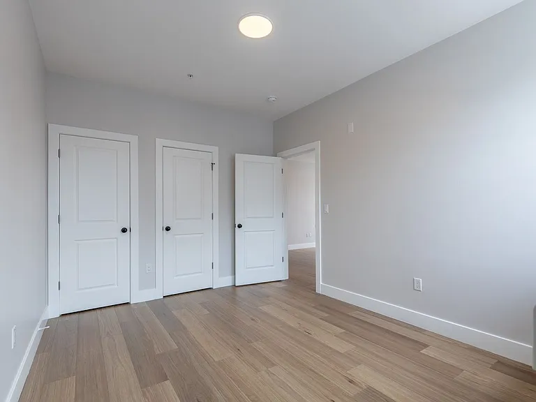 213 French St — Photo 18