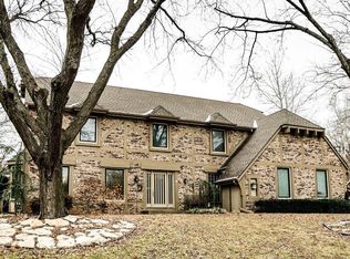 12800 W 83rd Ter, Lenexa, KS 66215