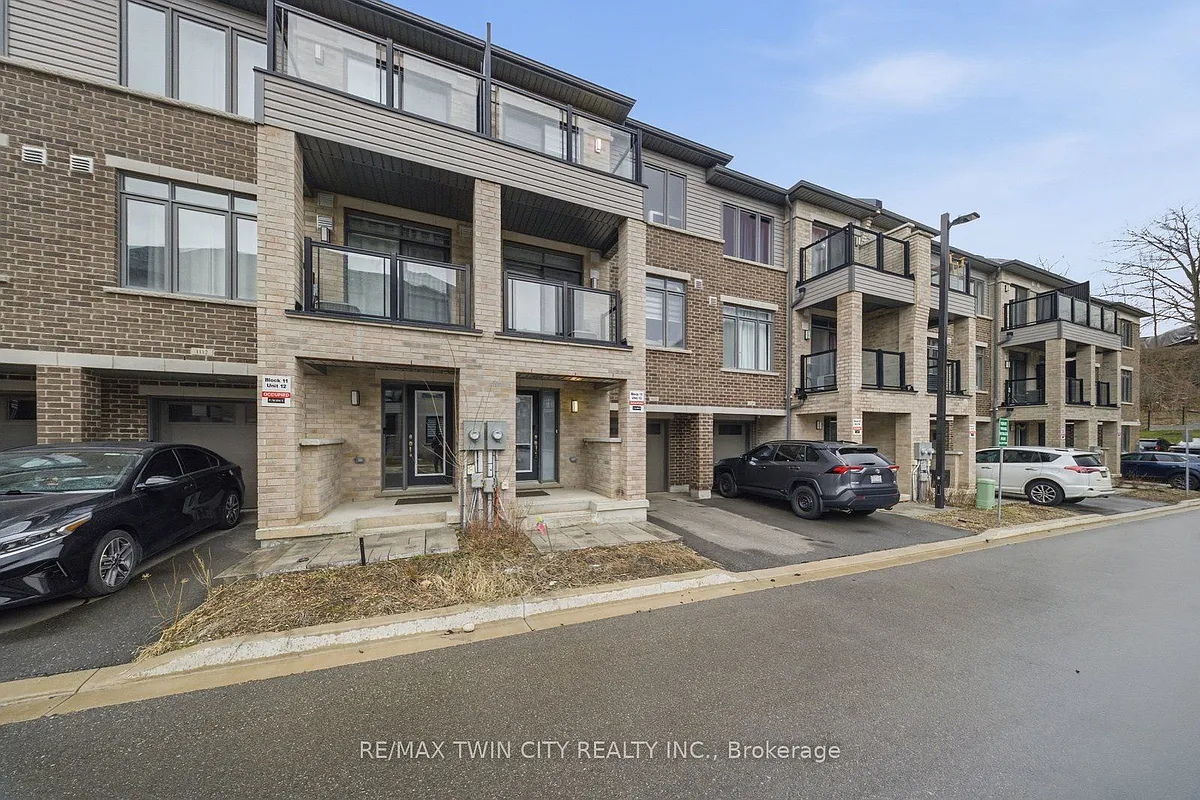Photo 2 of 27 - 585 Colborne St E #1113 - Brantford, ON Building Photo - 585 Colborne St E #1113