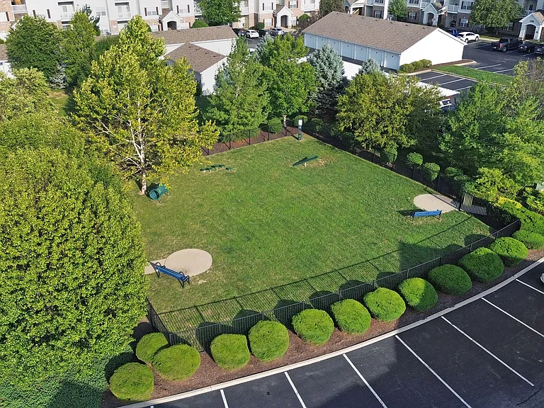 Parkway Lakeside — Photo 56