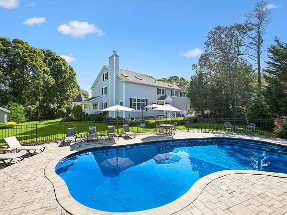 4th image of 47 Bathing Beach Rd