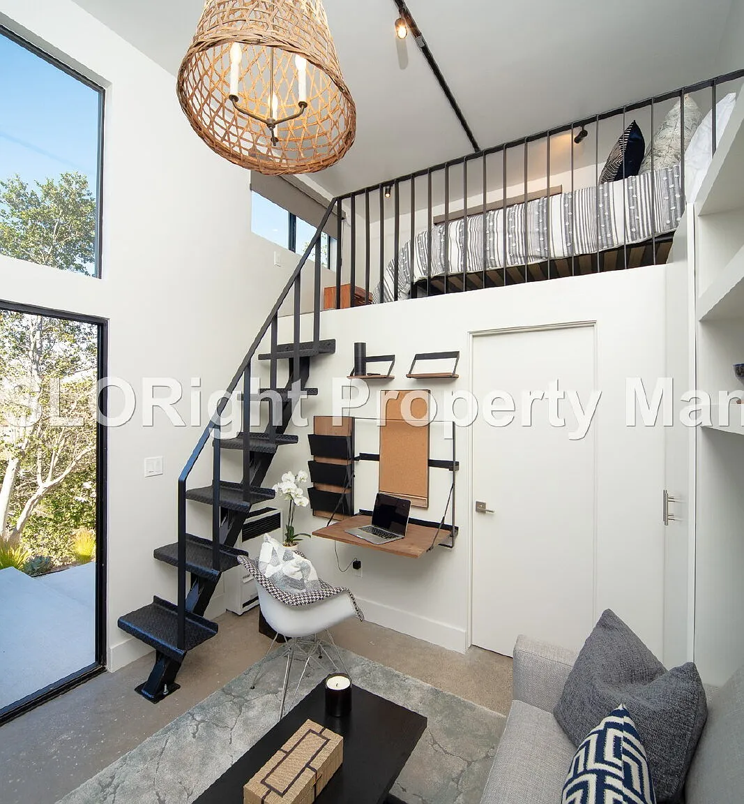 Studio, 1.0 bath, $2,500 — Photo 4