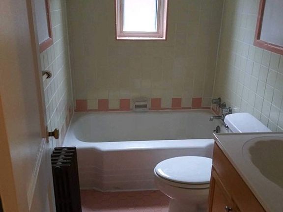 4th image of 7123 Eastlawn Dr #1