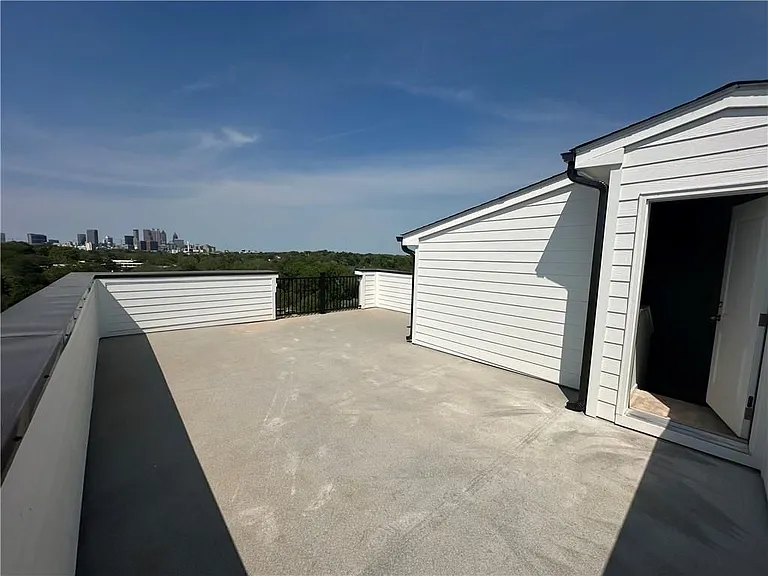 352 Skylar Ter SE — Photo 36
