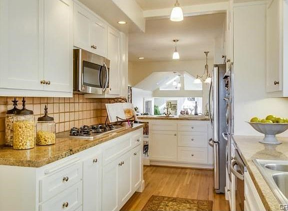5th image of 559 Avenue A