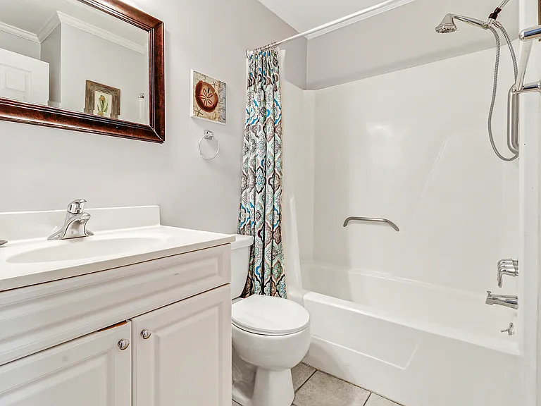 23 S Forest Beach Dr #142 — Photo 9