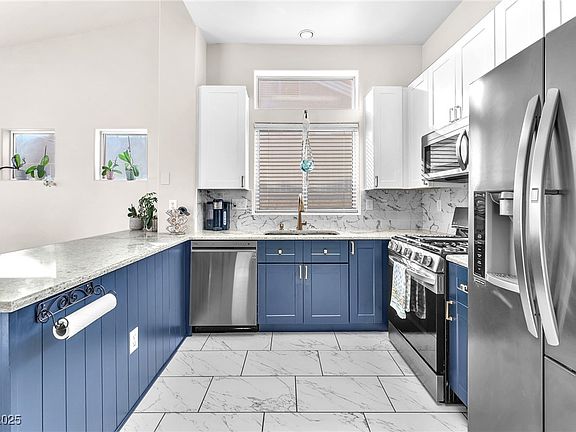 5th image of 10725 Sky Meadows Ave