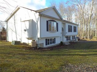 60A Driftway Rd, Danbury, CT 06811