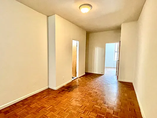 Rented by Compass | media 6