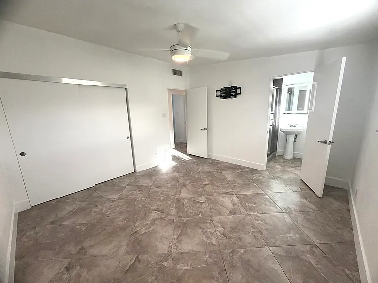 700 N 22nd St — Photo 35