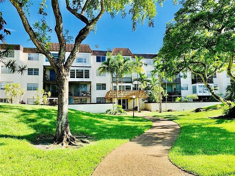 1st image of 7100 NW 17th Street #415