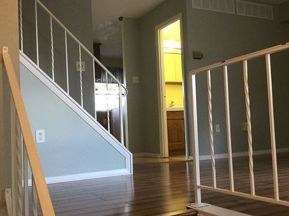 2nd image of 353 Bishop Ct